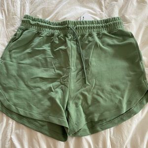 Gymshark luxe legacy shorts